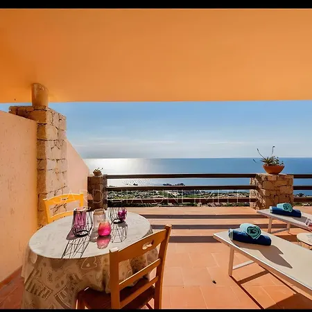 Sunny Side - Panoramic View *