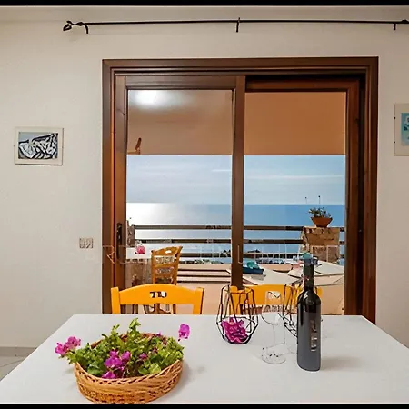 Vakantiehuis Sunny Side - Panoramic View Costa Paradiso