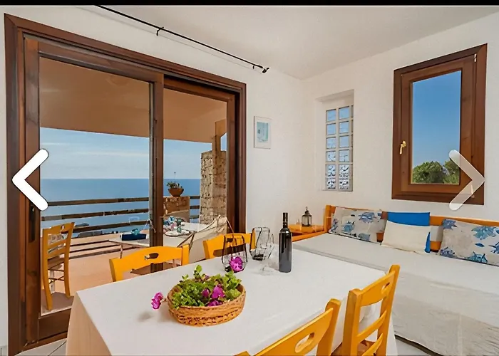 Sunny Side - Panoramic View